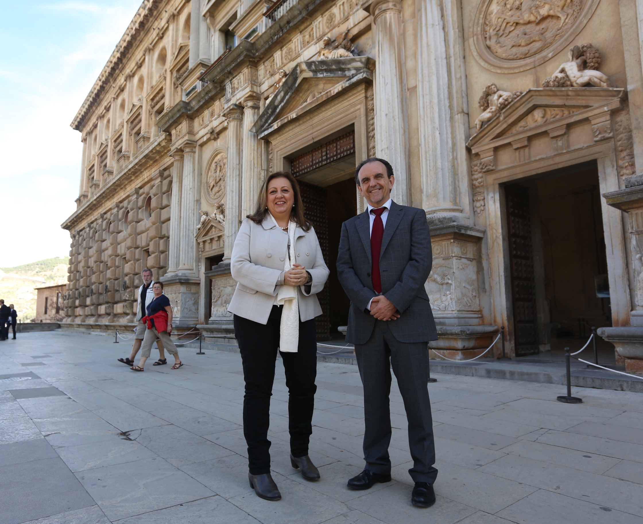 La Consejería de Turismo colaborará con el Patronato de la Alhambra en la promoción y comercialización del monumento