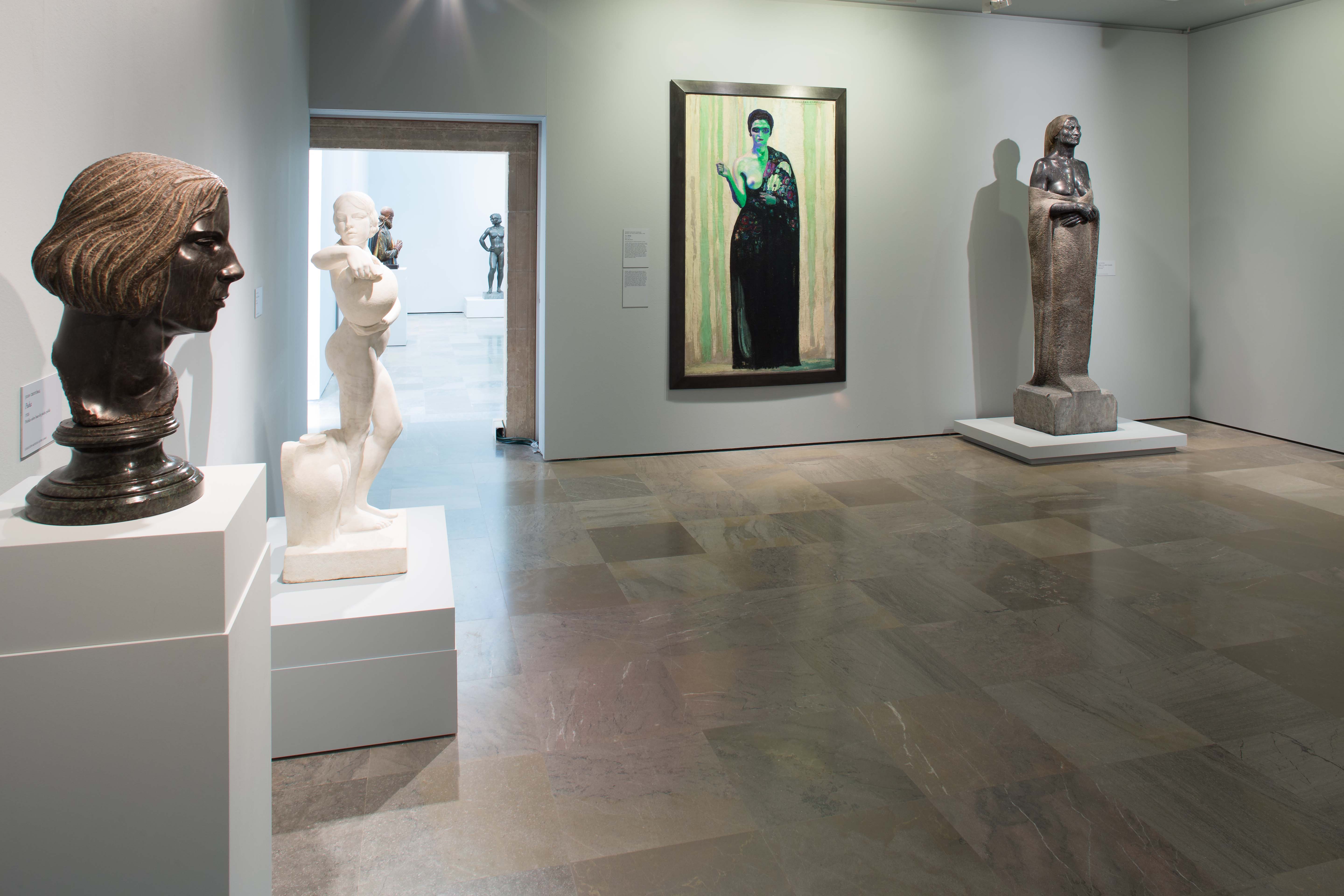 La Alhambra organiza visitas guiadas gratuitas a la exposición del escultor Juan Cristóbal