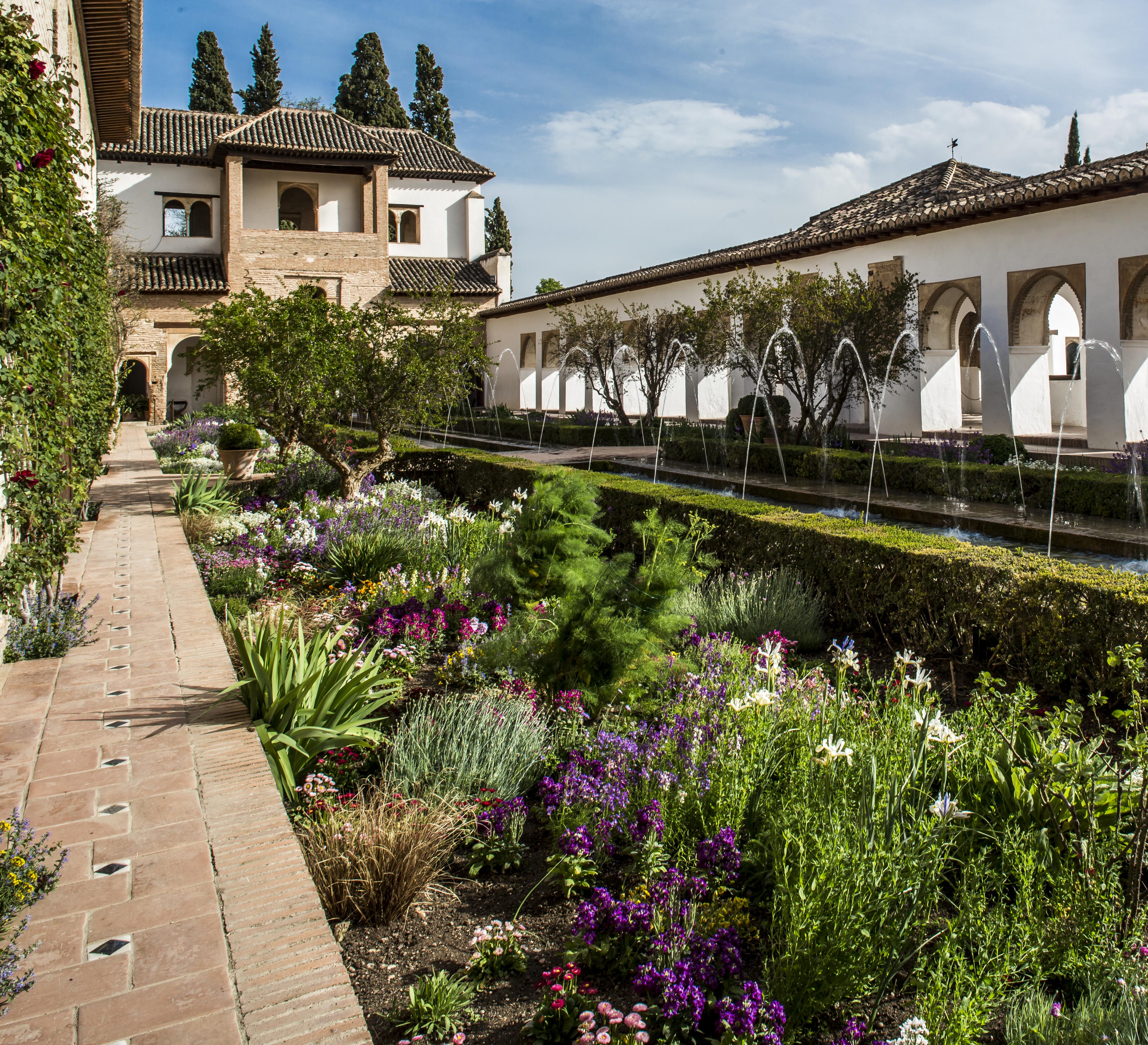 Origen y evolución de los jardines de la Alhambra