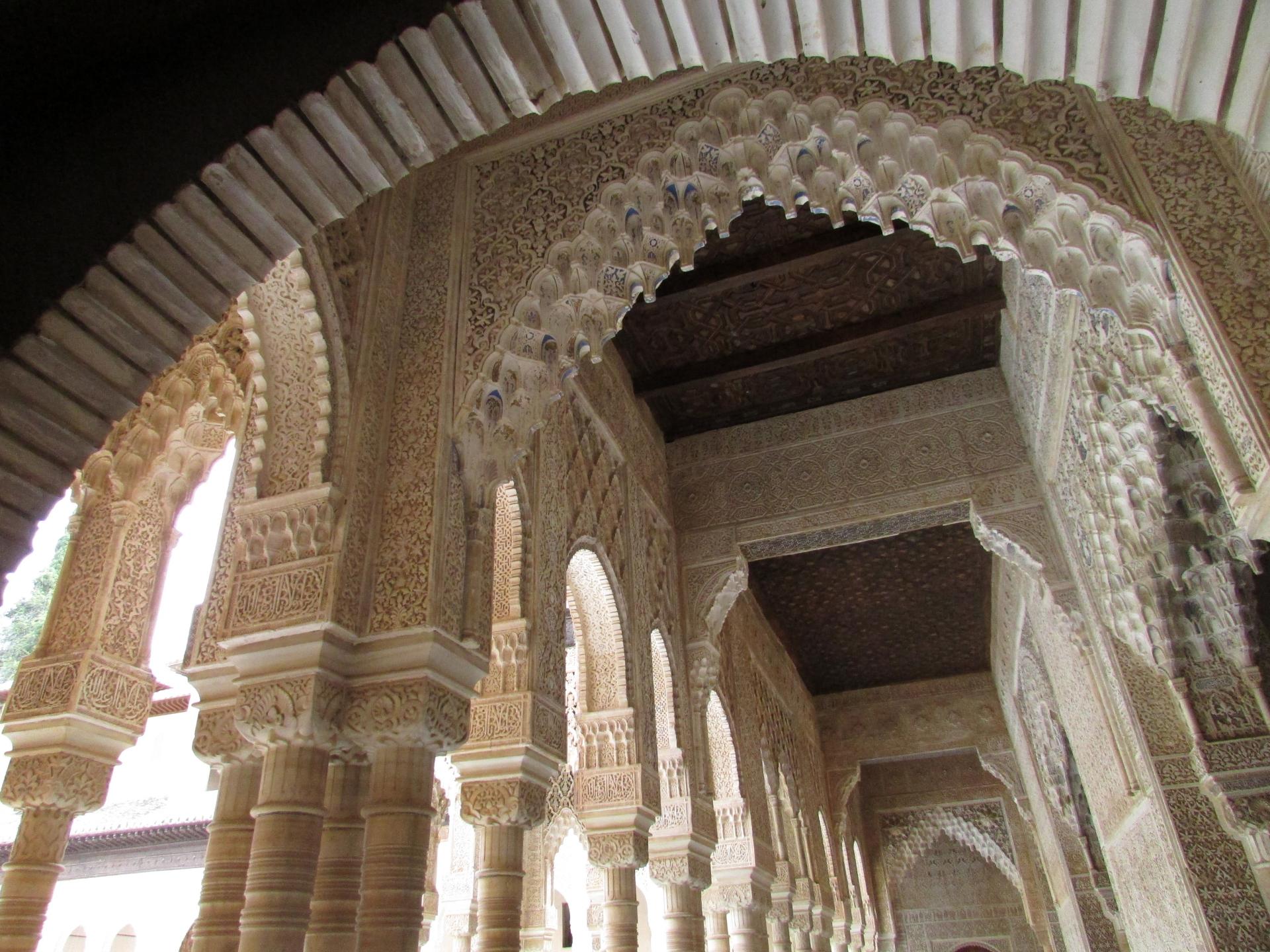 The hall of the muqarnas
