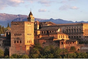 The Alhambra takes part in European Heritage Days with guided tours and lectures