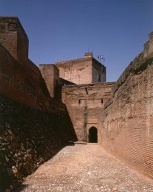 Camino de Ronda (Parapet Walk) of the Alcazaba