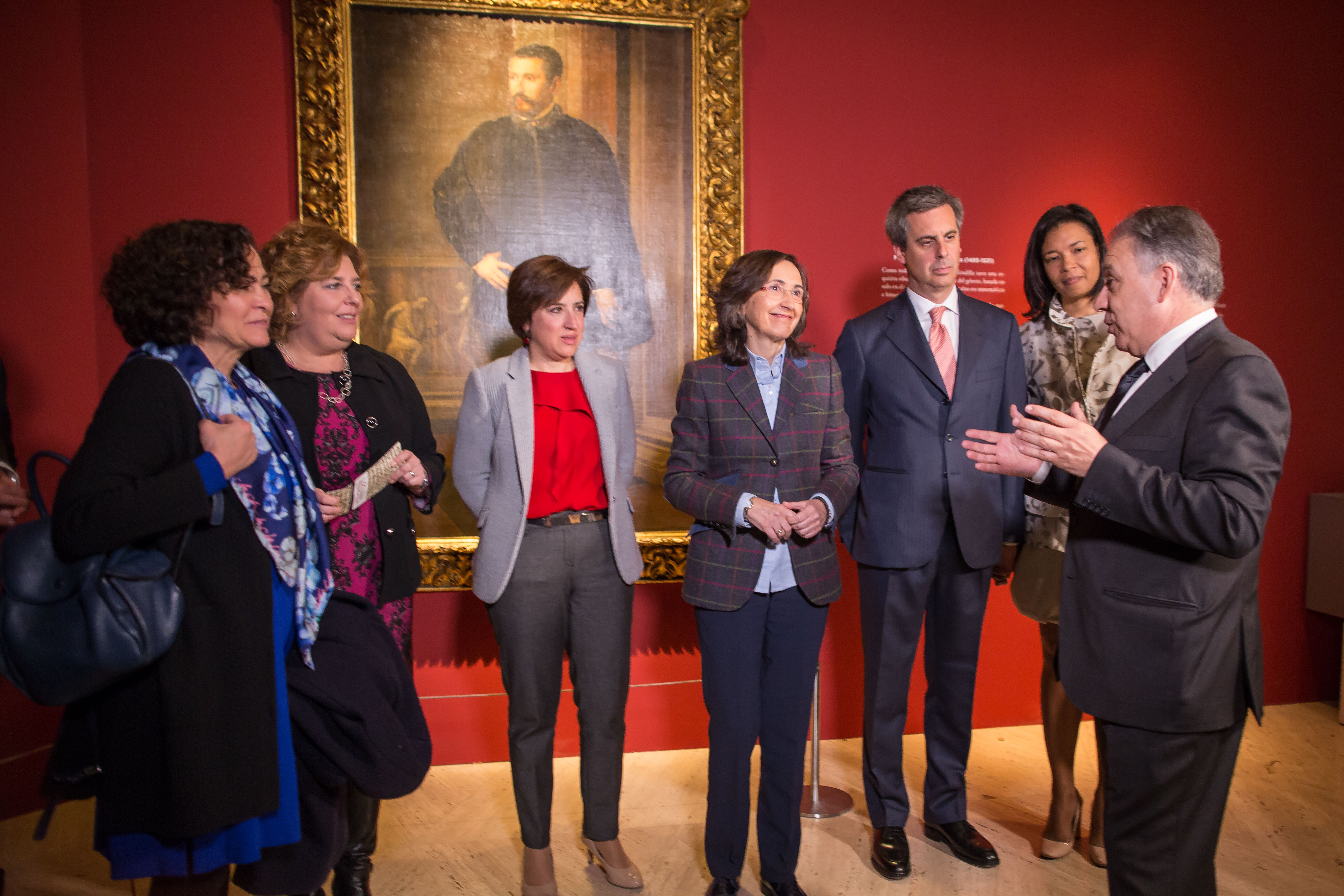 Rosa Aguilar inaugurates the exhibition at the Palace of Charles V devoted to the first Governor of the Alhambra