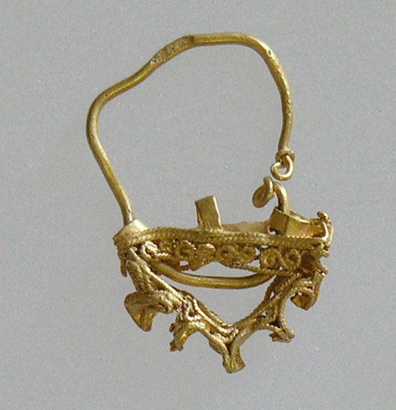 Prized exhibits of the Museum of the Alhambra. Jewellery
