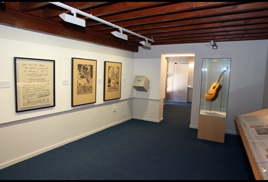 Exposición Museo-Legado Ángel Barrios