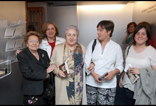 Visitantes en el Museo Ángel Barrios