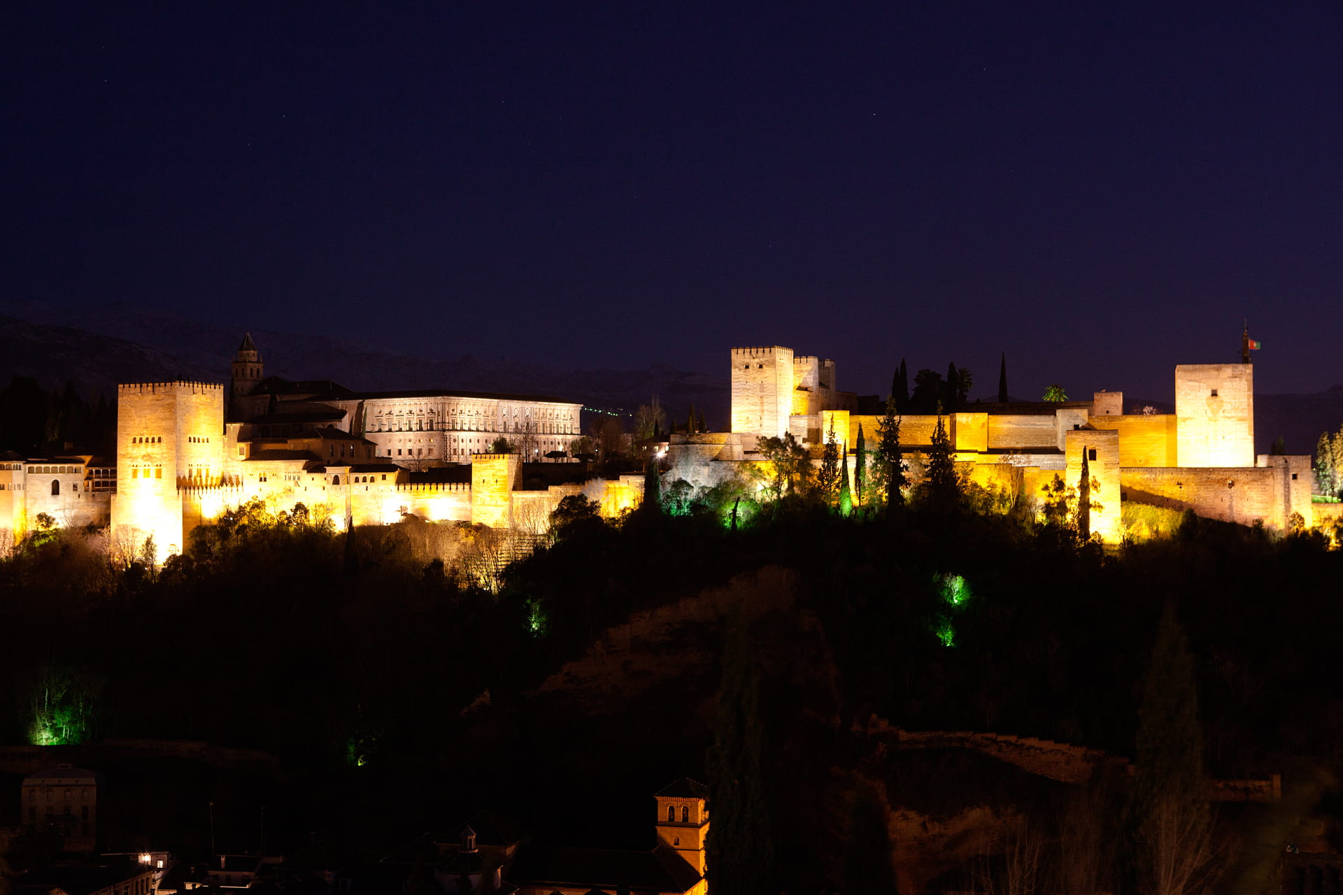 Vista de La Alhambra Nocturna