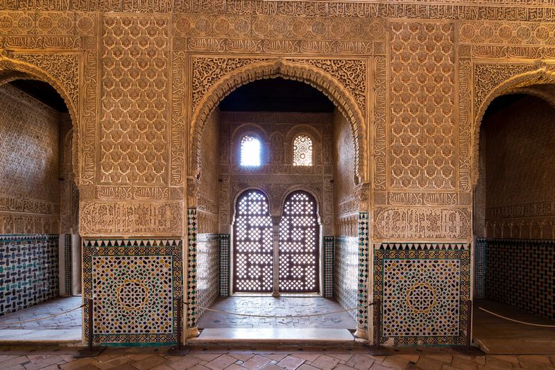 Poesía y Arquitectura en la Alhambra. Los poemas del Palacio de Comares
